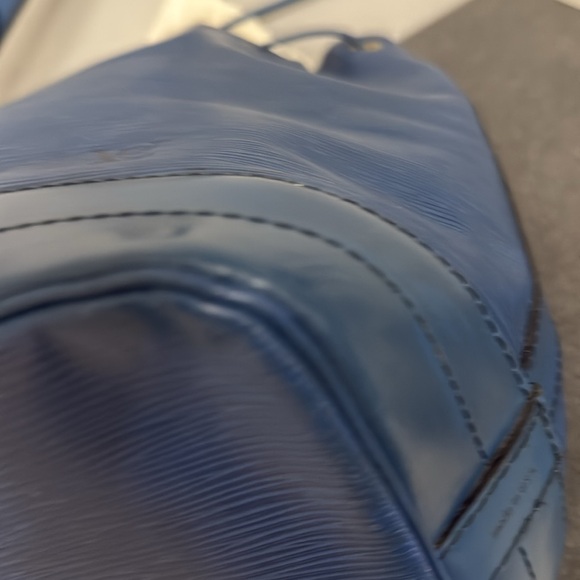 Preloved Louis Vuitton epi Noe GM bucket bag - Picture 7 of 16